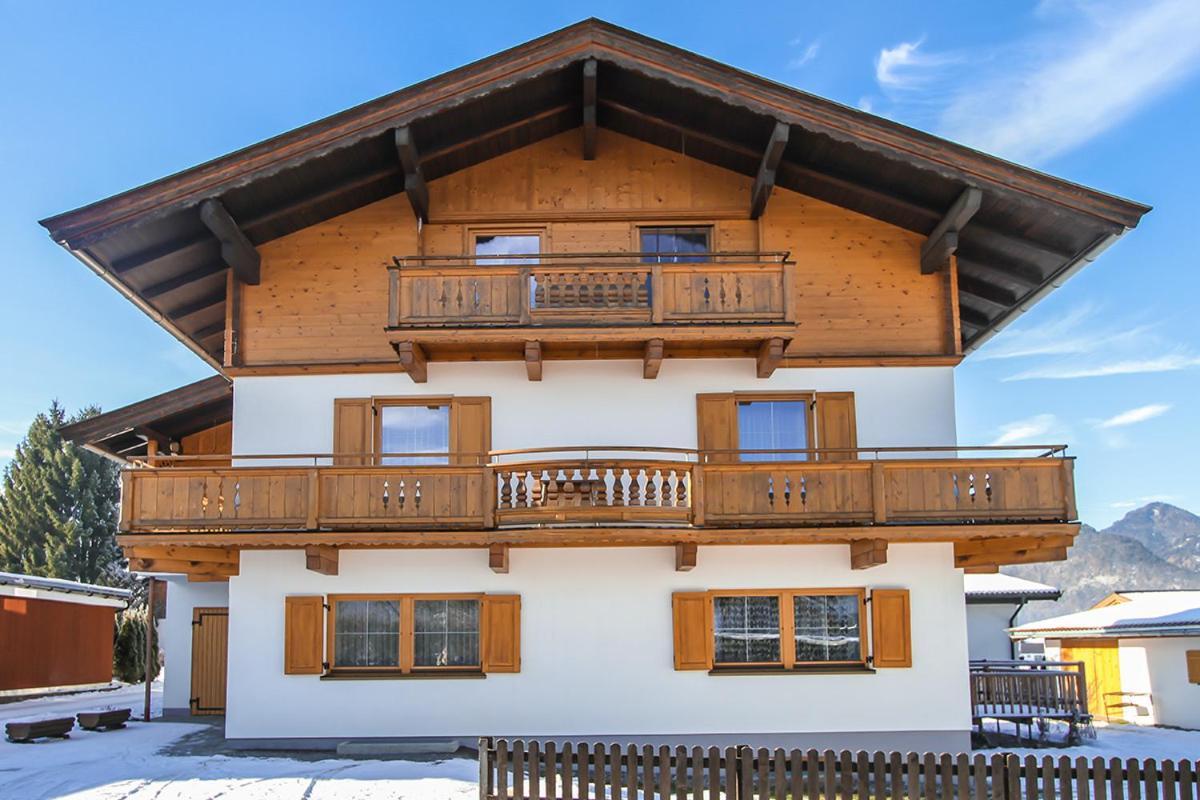 Ferienhaus Resi & Obermoser Кёссен Номер фото