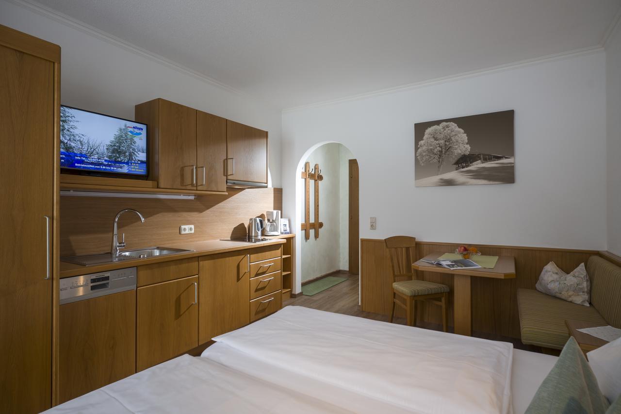 Ferienhaus Resi & Obermoser Кёссен Экстерьер фото